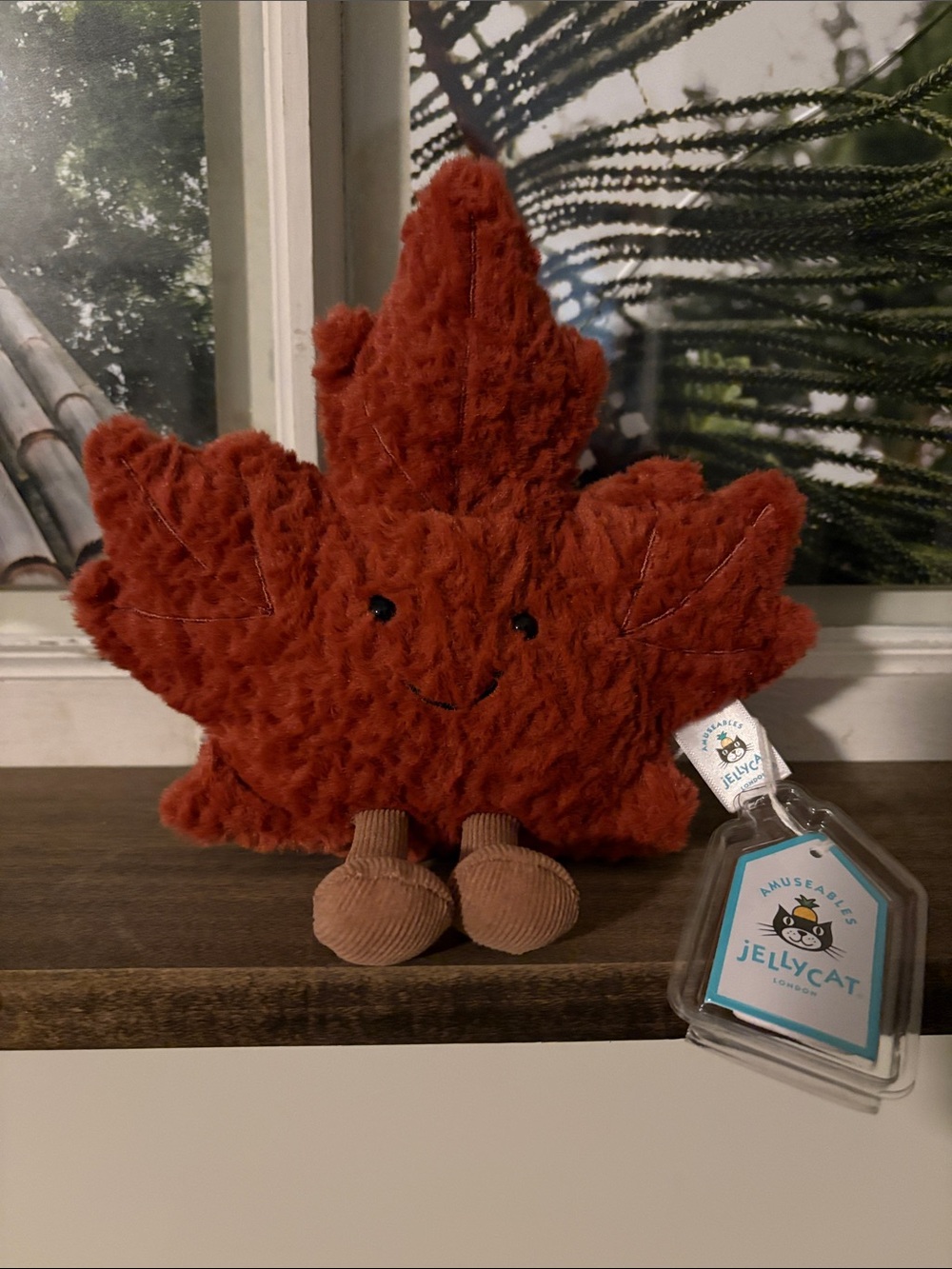 Jellycat Amuseables Maple Leaf